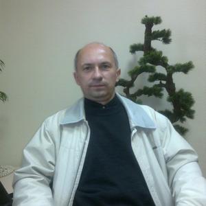Володя, 56 лет, Смоленск