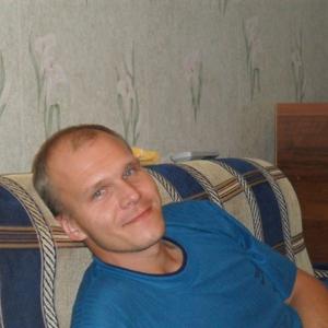 Владислав, 45 лет, Саратов
