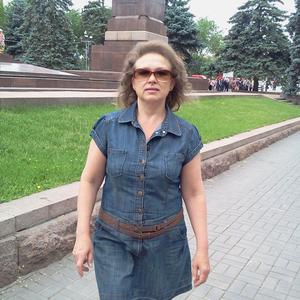 Девушки в Волгограде: Светлана, 62 - ищет парня из Волгограда