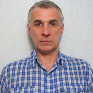 Дмитрий, 64 года, Самара