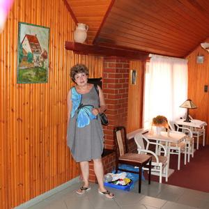 Елена, 69 лет, Краснодар