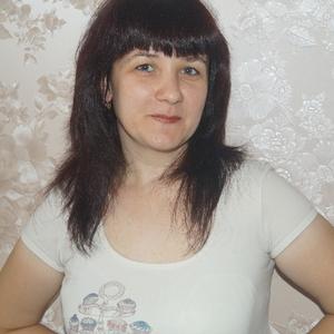 Девушки в Барнауле (Алтайский край): Марина, 46 - ищет парня из Барнаула (Алтайский край)