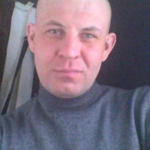 Парни в Сыктывкаре: Александр, 40 - ищет девушку из Сыктывкара