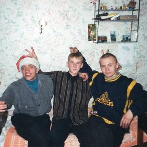 Парни в Владивостоке: алексей, 46 - ищет девушку из Владивостока