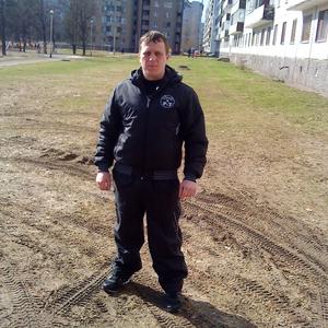 Парни в Пскове: Алексей, 38 - ищет девушку из Пскова