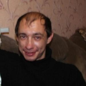 Парни в Томске: Виталий, 43 - ищет девушку из Томска