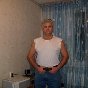 Евгений, 58 лет, Новосибирск