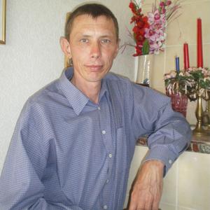 Виталий, 58 лет, Калининград