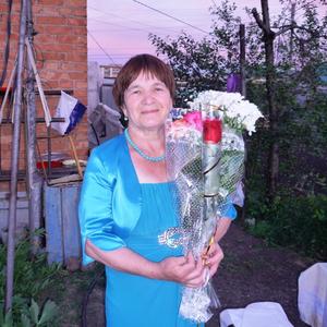 Девушки в Санкт-Петербурге: Tanzilya, 71 - ищет парня из Санкт-Петербурга