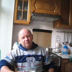 Парни в Челябинске: Александр, 70 - ищет девушку из Челябинска