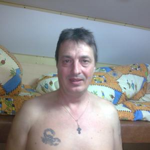 Парни в Волгограде: Игорь, 58 - ищет девушку из Волгограда