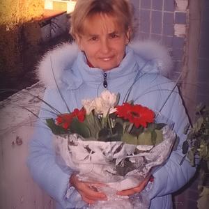 Девушки в Санкт-Петербурге: Ирена, 68 - ищет парня из Санкт-Петербурга