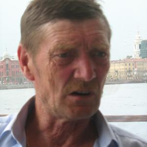 Андрей, 68 лет, Санкт-Петербург