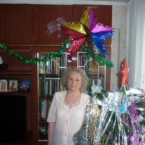 Галина, 68 лет, Москва