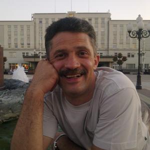 Виктор, 51 год, Калининград