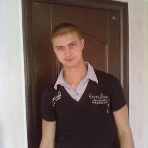 Илья, 34 года, Тюмень