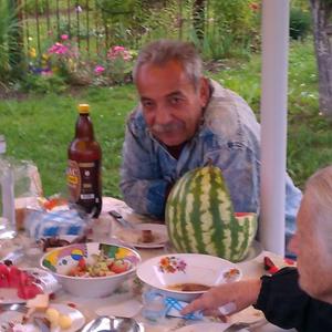 Парни в Воркуте: Олег, 72 - ищет девушку из Воркуты