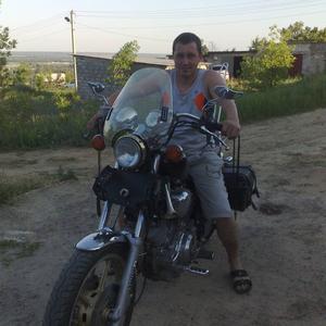 Парни в Богучаре: Сергей, 53 - ищет девушку из Богучара
