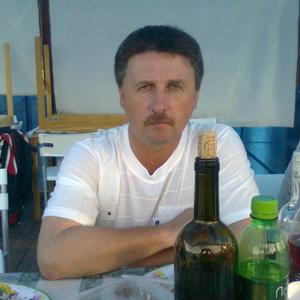 Юрий, 61 год, Качканар