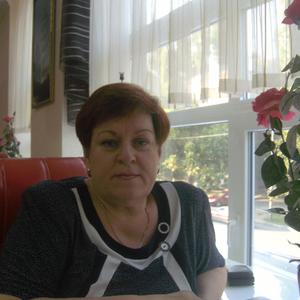 Лариса, 63 года, Саратов