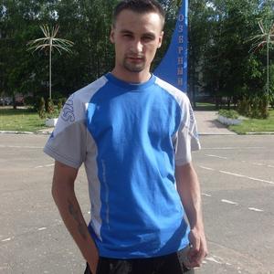 Николай, 35 лет, Выползово