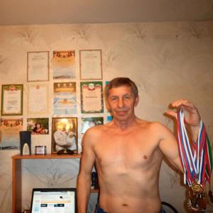 Валерий, 75 лет, Казань