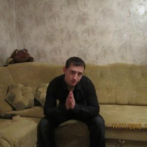 Парни в Саратове: Артём, 35 - ищет девушку из Саратова