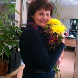 Карина, 64 года, Челябинск
