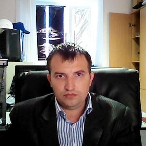 Андрей, 42 года, Губкинский