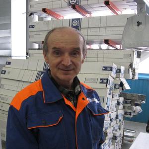 Евгений, 68 лет, Казань