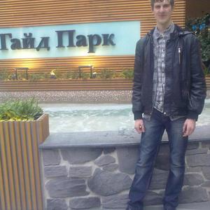 Парни в Батайске: Сергей, 33 - ищет девушку из Батайска