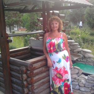 Лариса, 67 лет, Красноярск