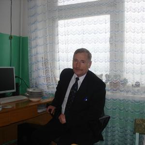 Александр, 73 года, Магадан