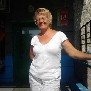 Людмила, 67 лет, Челябинск