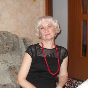 Девушки в Каменск-Шахтинский: Елена, 64 - ищет парня из Каменск-Шахтинский