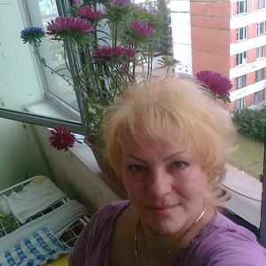 Девушки в Санкт-Петербурге: Юлия, 63 - ищет парня из Санкт-Петербурга