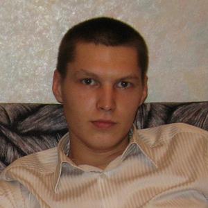 Александр, 38 лет, Новоуральск