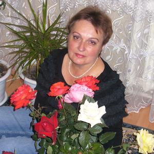 Людмила, 65 лет, Горняк