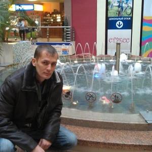 максим, 39 лет, Красноуральск