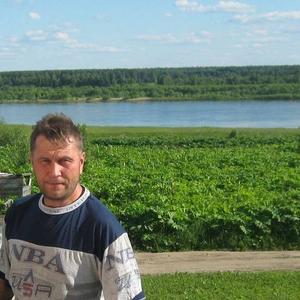Парни в Сыктывкаре: Але., 55 - ищет девушку из Сыктывкара