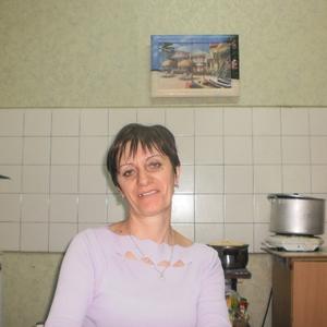 Людмила, 58 лет, Анапа