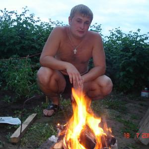 Илья, 38 лет, Ангарск