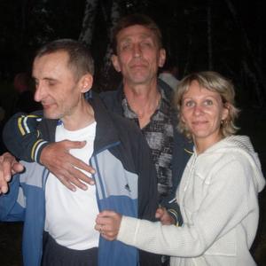 Парни в Омске: Виктор, 58 - ищет девушку из Омска