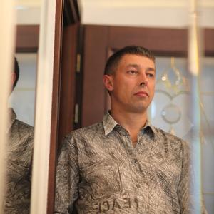 Парни в Санкт-Петербурге: Олег, 51 - ищет девушку из Санкт-Петербурга