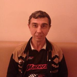 Александр, 58 лет, Санкт-Петербург