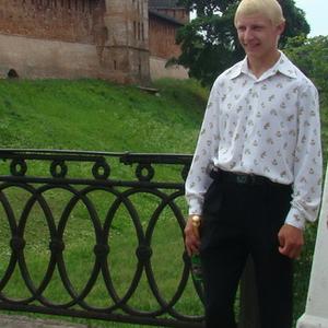 Антон, 34 года, Великий Новгород