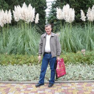 Юрий, 71 год, Кемерово