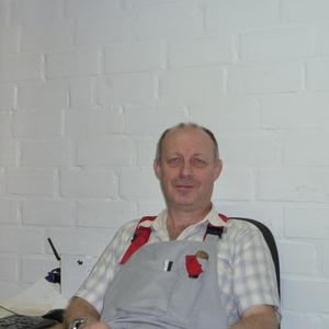 Александр, 64 года, Черняховск