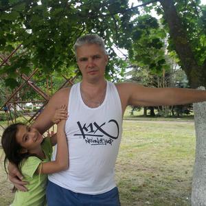 Олег, 53 года, Воскресенск