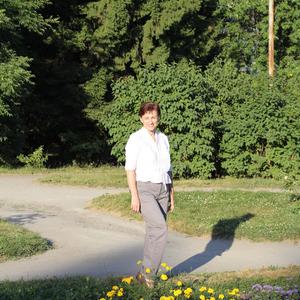 Девушки в Екатеринбурге: Лариса, 59 - ищет парня из Екатеринбурга